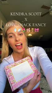 Kenfra Scott Locket Box 12 Days