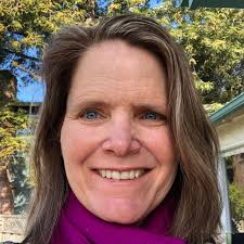 East Bay Sanctuary Covenant CEO And Leadership: Executives and Demographics 