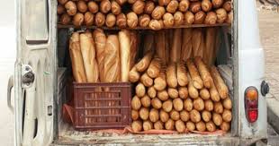 Love This French Car Full With Baquettes Food Eat Bread