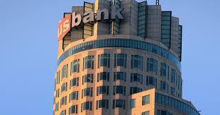 Bank of america private bank is a division of bank of america, n.a., member fdic and a wholly owned subsidiary of bank of america corporation. U S Bank Tower To Be Sold As Covid 19 Crimps Office Leasing Los Angeles Times