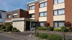 Die 33 zimmer und 4 appartements sind modern und hochwertig eingerichtet. Garten Hotel Ponick Koln Holidaycheck Nordrhein Westfalen Deutschland