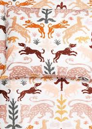 Bettwaesche Zigzagzurich Artist Bedding 2019 Escorial By Pinturastudio Decohome De In 2020 Bettwasche Wasche Bett