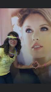 Taylor swift played maroon without me there (again)