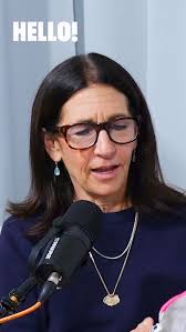 I've known @lizearleme all my beauty life for over 20 years she's the big  sister of beauty the woman everyone looks up too and who I have adorned and  respected all my