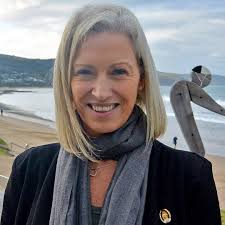 I am very proud and extremely humbled to have received a Life Membership  for @lorneslsc over the weekend