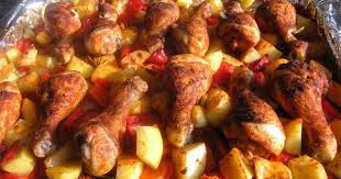 Hahnchenschenkel Mit Gemuse Und Kartoffeln Im Backofen Von Schoschana Chefkoch Rezept In 2020 Gemuse Im Backofen Hahnchenschenkel Hahnchen Schenkel