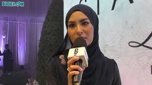 Pereka fesyen terkenal masuk islam. 10 Pereka Fesyen Yang Perlu Anda Ketahui Di Malaysia Asia 2021