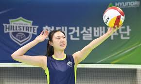 1 수건으로 몸 가리며 도망.풀파티장은 아수라장; 8fnpxqtbu1bnrm