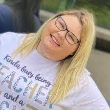 Randi Mcclain's Instagram, Twitter & Facebook