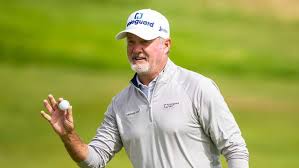 Jerry Kelly, Cameron Percy share third-round lead at ISPS HANDA Senior Open