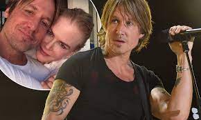 Keith Urban is left red-faced after getting caught out in a past interview  dishing on his sex life | Daily Mail Online