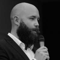 700+ "Garth" profiles