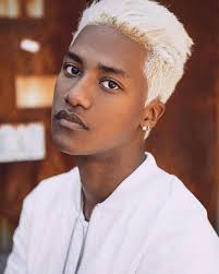 A Nigerian-South Korean mixed runway model. Han Hyun min 😘