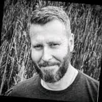 Jamie Yarbrough's Instagram, Twitter & Facebook