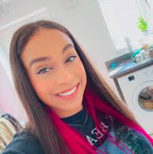 Can anyone recommend a makeup artist near Skipton for the 13th September  2025? Thanks x