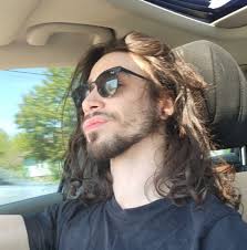 How Do The Ai drivers SUCK So Much Worse Then Online Real Drivers? I'm  taking 1st place and getting rammed in the 1st turn right after or the game  is breaking it's