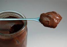 Yaourts Au Chocolat Au Lait De Soja Pralinette En Vadrouille Yaourt Au Chocolat Lait De Soja Recettes De Dessert Vegetalien