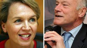 Il en sort avec un diplôme d'études. Virginie Calmels Accuse Alain Rousset De Machisme