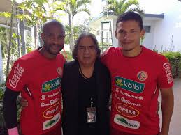 Selección Nacional sigue inspirando al cantante William Fallas