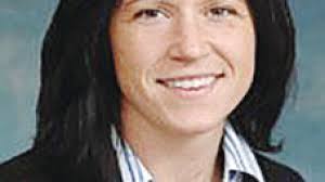 UMD narrows search for new women's hockey coach to three candidates