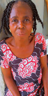 please edit the place and wear her nice dress