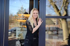 Très bel établissement avec trois façades, situé au. Institut Cinytha Centre De Beaute Et De Bien Etre A Arlon