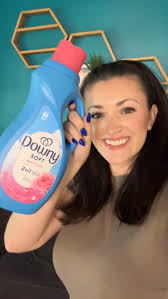 I’m always doing experiments, so why not one tied to something I do  regularly! Like laundry! #Downy_Partner I’m seeing if @Downy Fabric  Softener actually works. Turns out it does. My clothes are ...