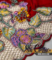 Selain daripada 3 warna diatas, terdapat juga variasi warna lain. Tempahan Sulam Kerawang Baju Kurung Moden Corak Bunga Seri Pagi