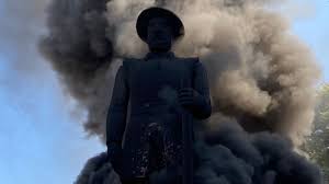 A estátua em homenagem ao bandeirante borba gato, instalada na praça augusto tortorelo de araújo, no distrito de santo amaro, em são paulo, foi incendiada por manifestantes na tarde de hoje. Vvmcjnqyrzdb9m