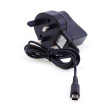 Charger suitable for the nintendo dsi xl, nintendo dsi and nintendo 3ds. Nintendo Dsi Xl Dsi 3ds Mains Charger Uk 3 Pin Plug
