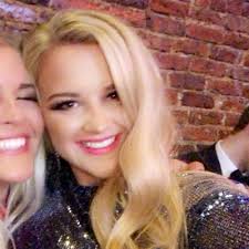 Riley Dover (@DoverRiley)