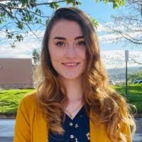 Elizabeth Breeden's Instagram, Twitter & Facebook