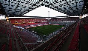 Einige spieler des vfl köln 99 wechselten zum neu gegründeten 1. Arena Mit 75 000 Platzen Geplant