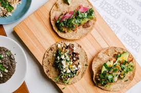 Stir the cabbage slaw well and top each piece of fish with about 1/4 cup slaw and 2 tbs. Chula Elotes Street Corn Food Cart Opens In Portland Maine Eater Boston
