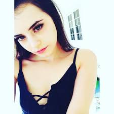 karla medrano (@karl12me)