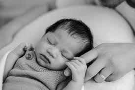 Hi all! I still have a few spaces left if anyone would like some family  photos or photos of their little ones 🙂 please feel free to message here  or through my