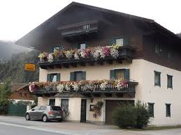 Weather today in maishofen, austria is going to be patchy rain possible with a maximum temperature of 21°c and minimum temperature of 3°c. Maishofen Osterreich Tourismus In Maishofen Tripadvisor