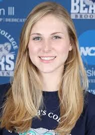 Ellen Dineen's Instagram, Twitter & Facebook