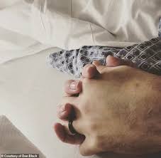 Former saved by the bell star dustin diamond found not guilty of assault charges but was convicted of two misdemeanours. Ct Sdufj4acnum