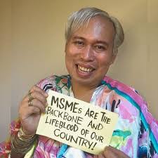 Rowena Camacho's Instagram, Twitter & Facebook