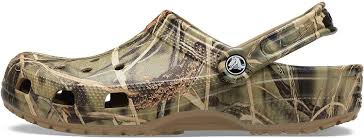 Free shipping on online orders over $44.99. Amazon Com Crocs Men S And Women S Classic Realtree Clog Camo Shoes Mules Clogs