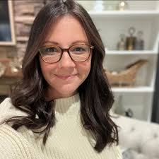 I need some training questions for YouTube. Please put them below.