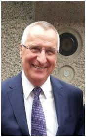 Another former Weymouth Grammar School pupil who might be included under  the heading of Notable Alumni was suggested by Harry Cole: **Professor Sean  Hilton** Sean started at WGS in September 1961 and