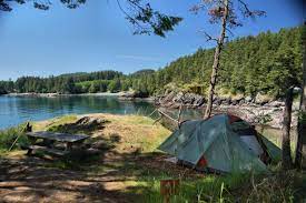 The san juan islands are the best place in the world to view killer whales, and viewing them from a kayak is an experience like none other. Find Great Camping Glamping On The San Juan Islands