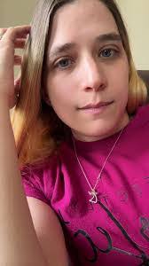 Tabitha Royer's Instagram, Twitter & Facebook