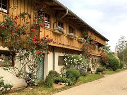 Die nähe zur natur zu spüren. 2 Zimmer Wohnung Zu Vermieten Durrbergstrasse 5 82335 Assenhausen Berg Am Starnberger See Berg Mapio Net