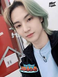 Poses hairstyle beauty hair hair styles portrait pretty people long hair styles jaebum. Jhing E N C R E On Twitter The Ottoke Blond Got7 Jb Jaebeom Got7official