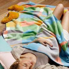 Wer möchte, kann im winter sogar eine decke zum kuscheln mit ins auto legen. Sofadecke Einkuscheln Wohlfuhlen Dawelba De