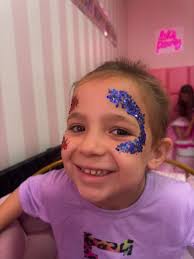 𝑪𝑶𝑴𝑷𝑬𝑻𝑰𝑻𝑰𝑶𝑵 𝑻𝑰𝑴𝑬💕 To win a party for up to 10 girls with  unlimited treatment and buffet all you need to do is: 💕 LIKE THIS POST  💕SHARE THIS POST 💕INVITE YOUR FRIENDS