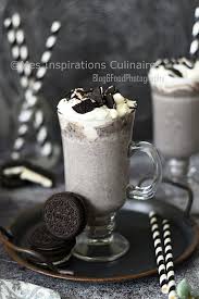 Recette Milkshake A La Banane Et Biscuits Oreo Le Blog Cuisine De Samar Recette Recette Milk Shake Recette Biscuit Oreo